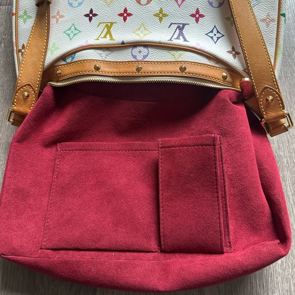 LOUIS VUITTON Monogram
Multicolor Boulogne shoulder bag - Picture 7 of 16